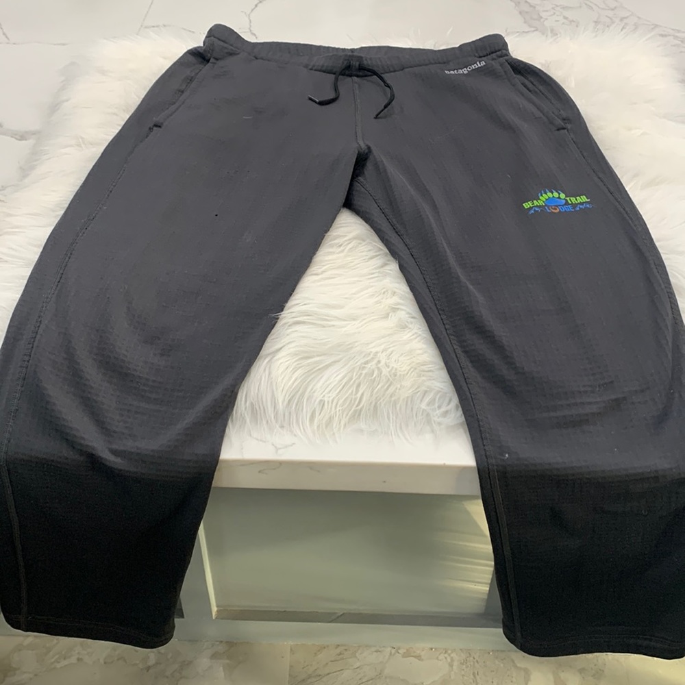 Patagonia Bear Trail Lodge Polartec Comfort Outerwear. Size M(766)